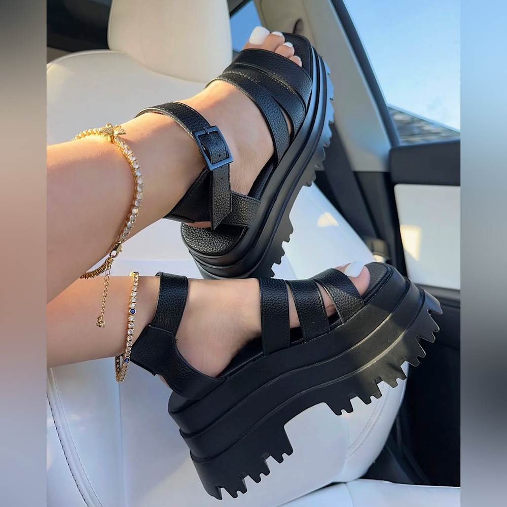 NEW Destiny Platform Sandals in Black